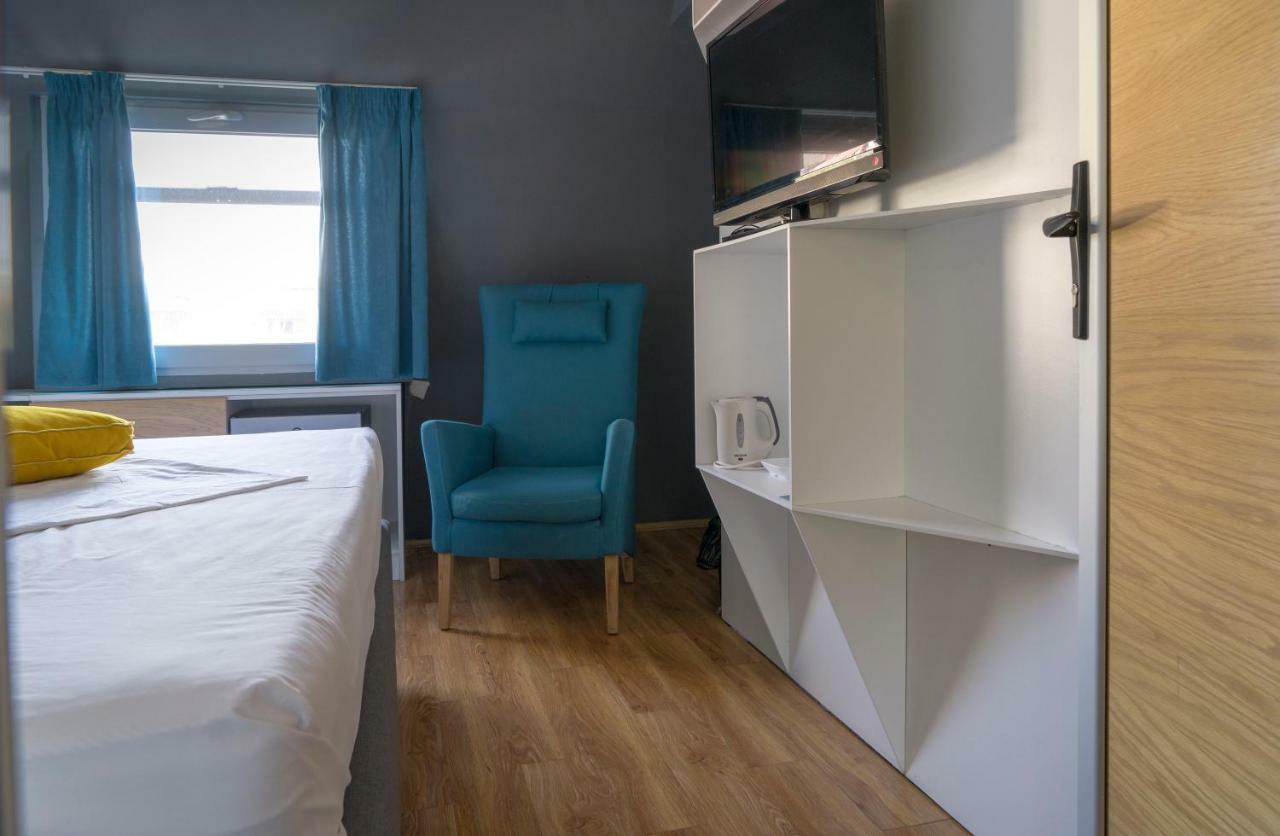 Transit Hotel Central 스코페 외부 사진